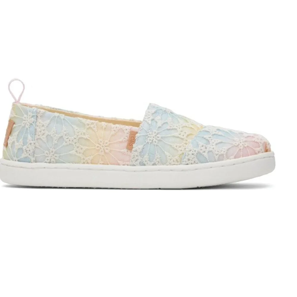 NWT TOMS Youth Alpargata Ombre Floral Lace Kids Shoes - Size Youth 5.5